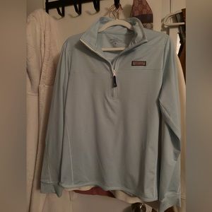 VINEYARD VINES SANKATY Sz Medium NWOT STRIPED GREEN AND WHITE